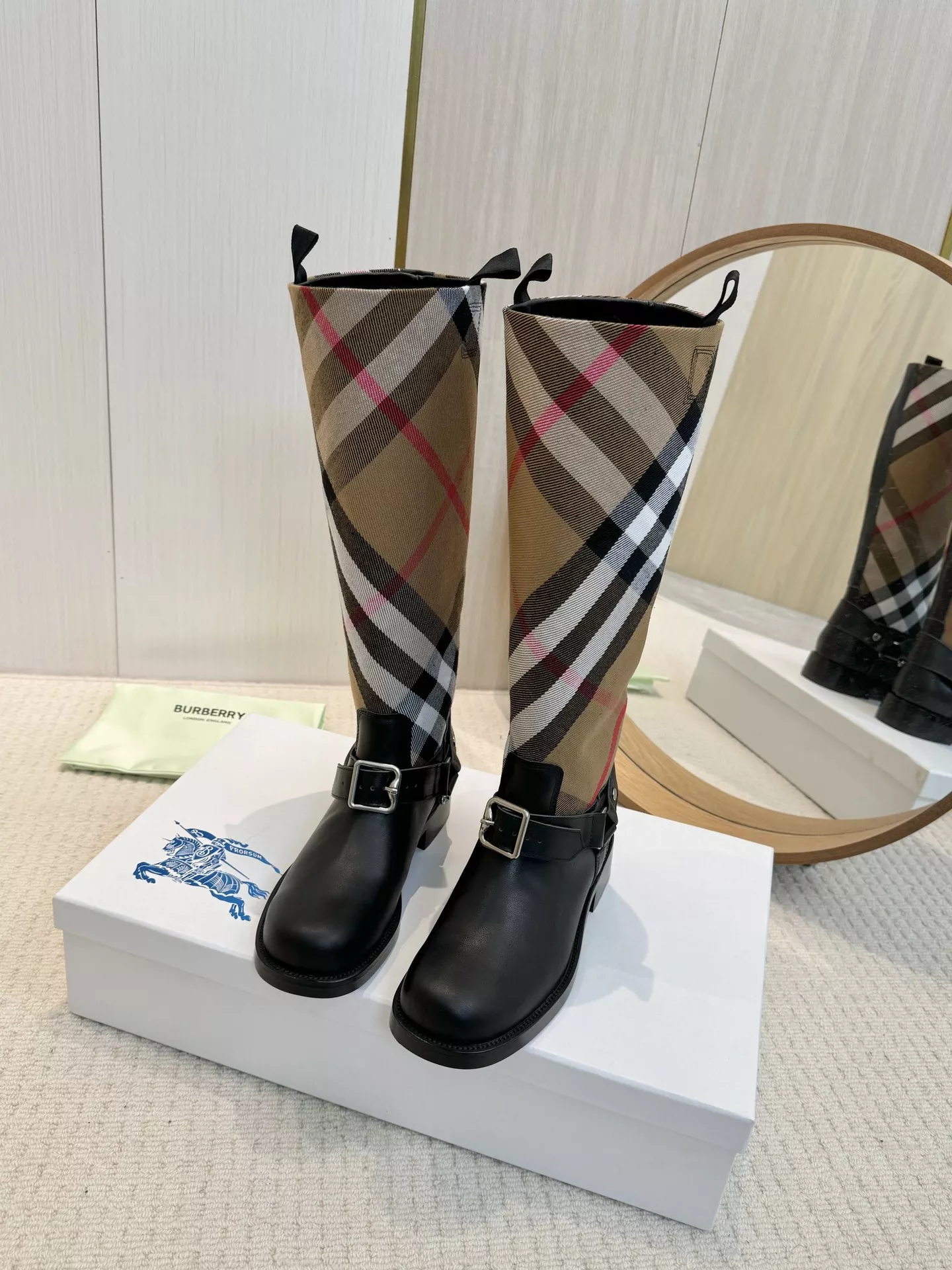 burberry bottes pour femme s_12b61342